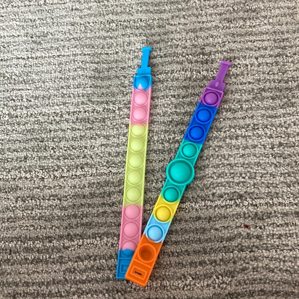 In this package, there is two poppet bracelets
